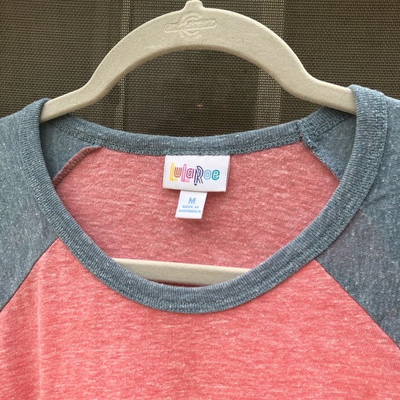 LuLaRoe Randy Tee - Picture 4 of 6